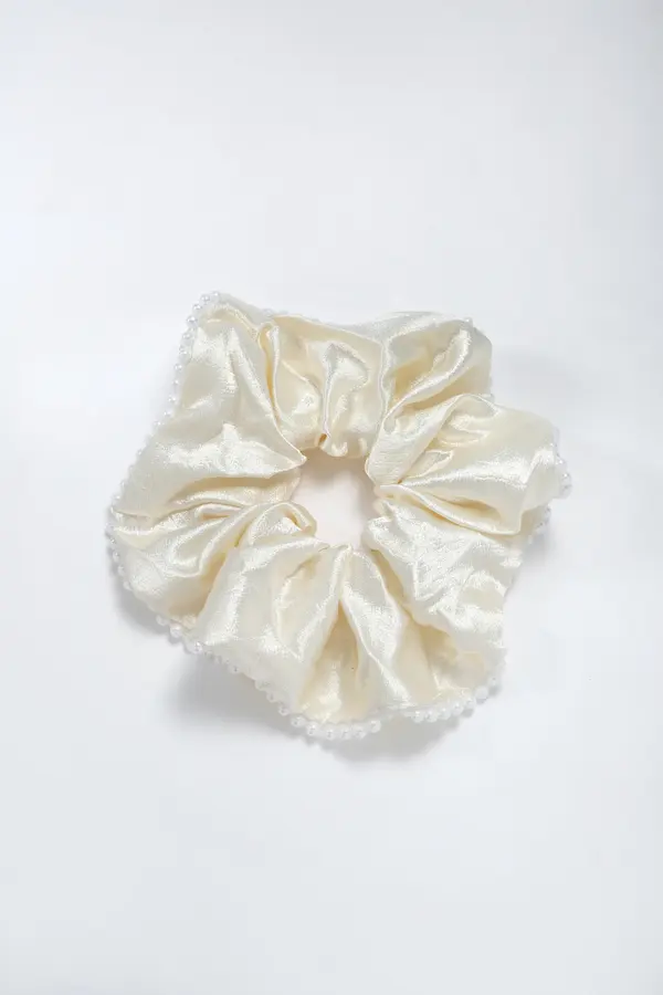 Pearl-Trim Satin Scrunchie - Silver Grey Hair Tie product image 4
