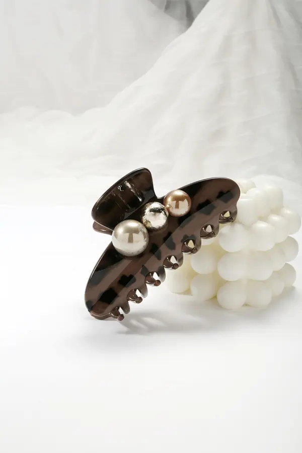 Leopard Print Claw Clip - Pearl-Accent Hair Clip product image 5
