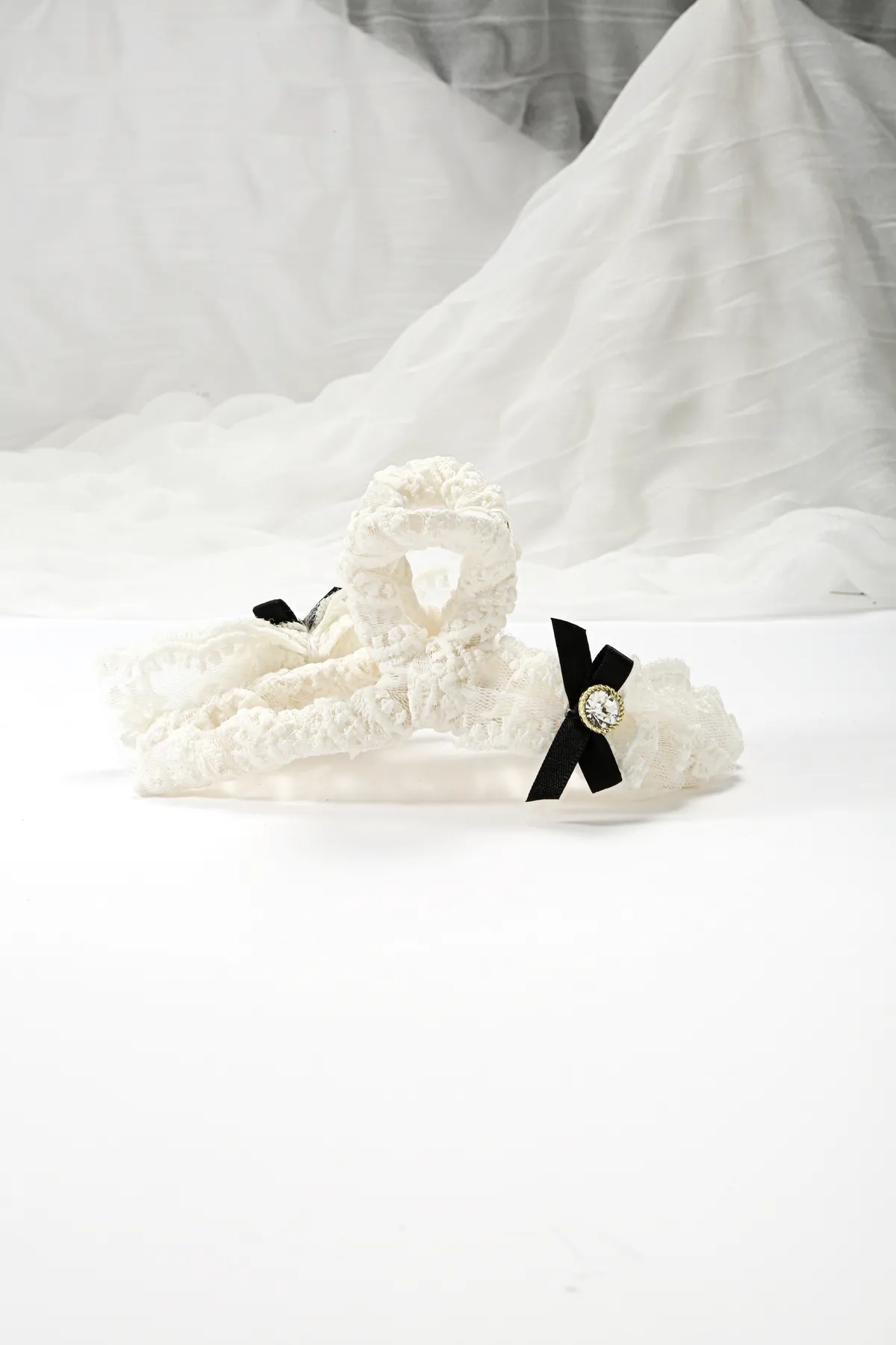 Lace and Bow Claw Clip - Rhinestone Hair Clip product image 3
