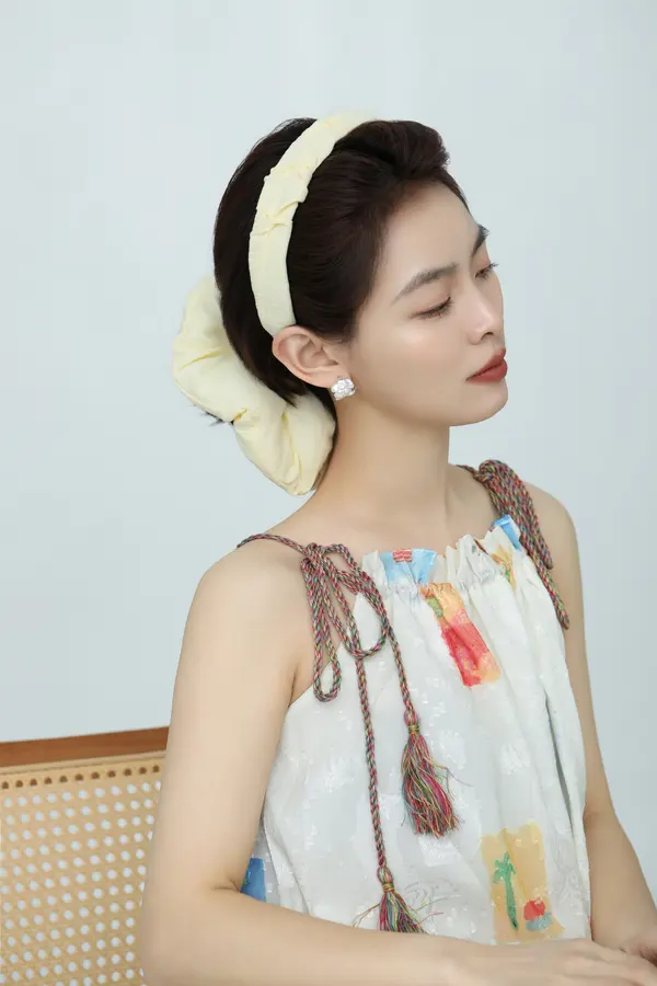 Buttercream Ruched Headband - Wide Soft Band product image 3