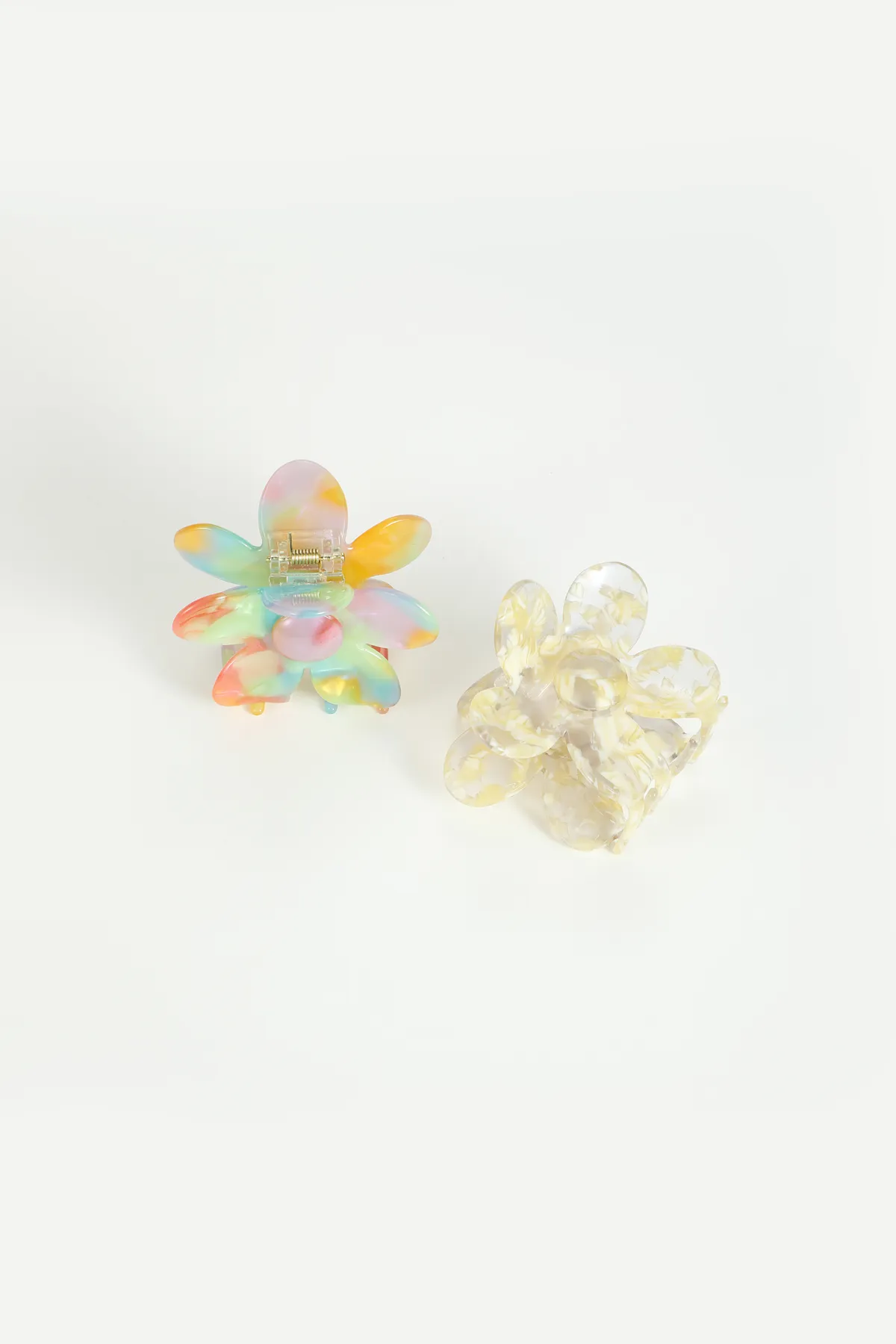 Translucent Flower Claw Clip - Strong-Hold Hair Clip product image 6
