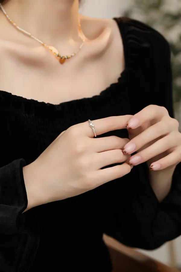 Simple Accent Ring