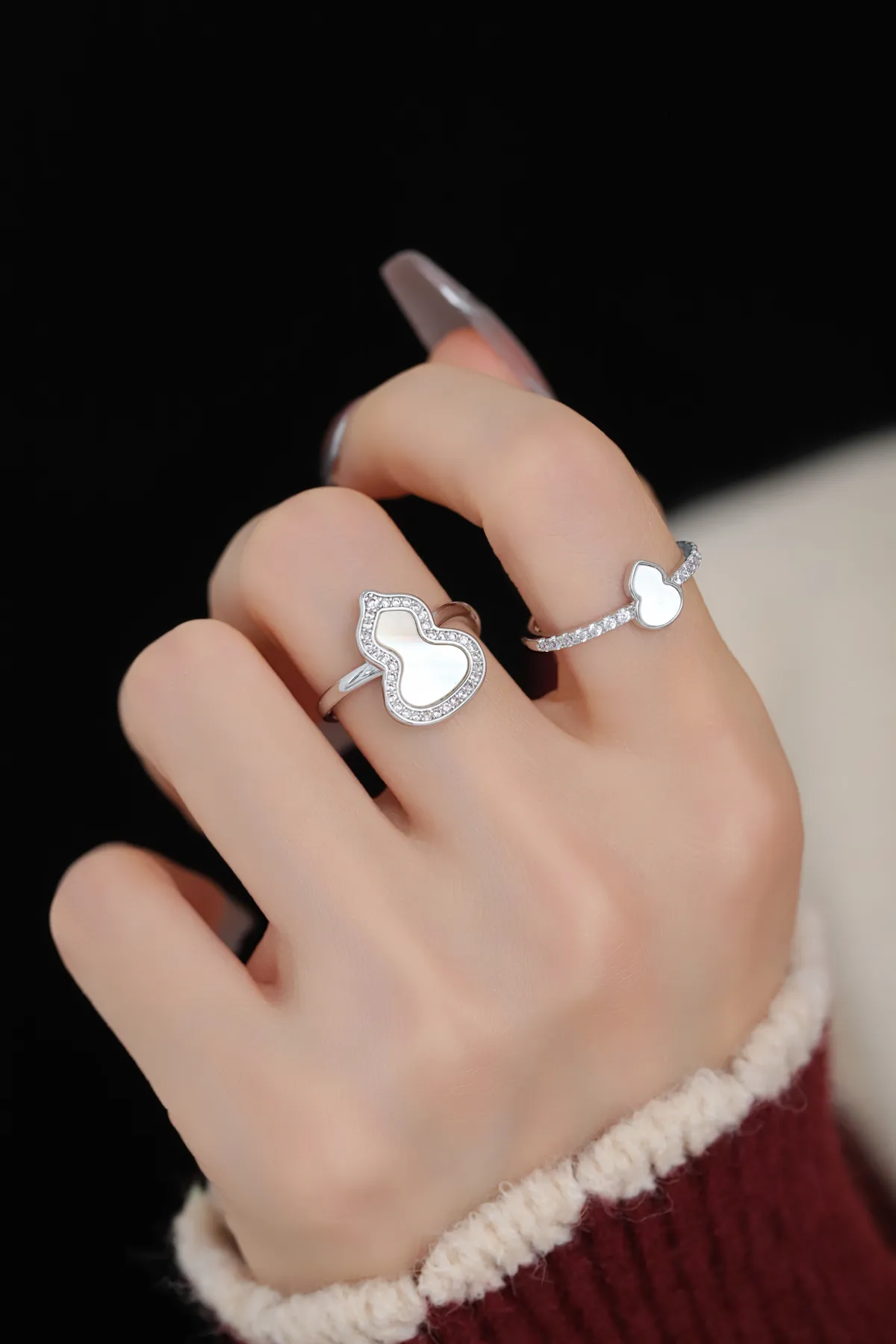 Everyday Minimalist Ring – Polished Finish