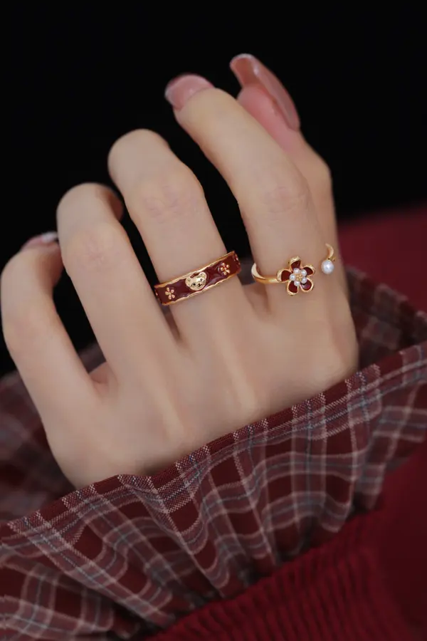 Polished Daily Ring