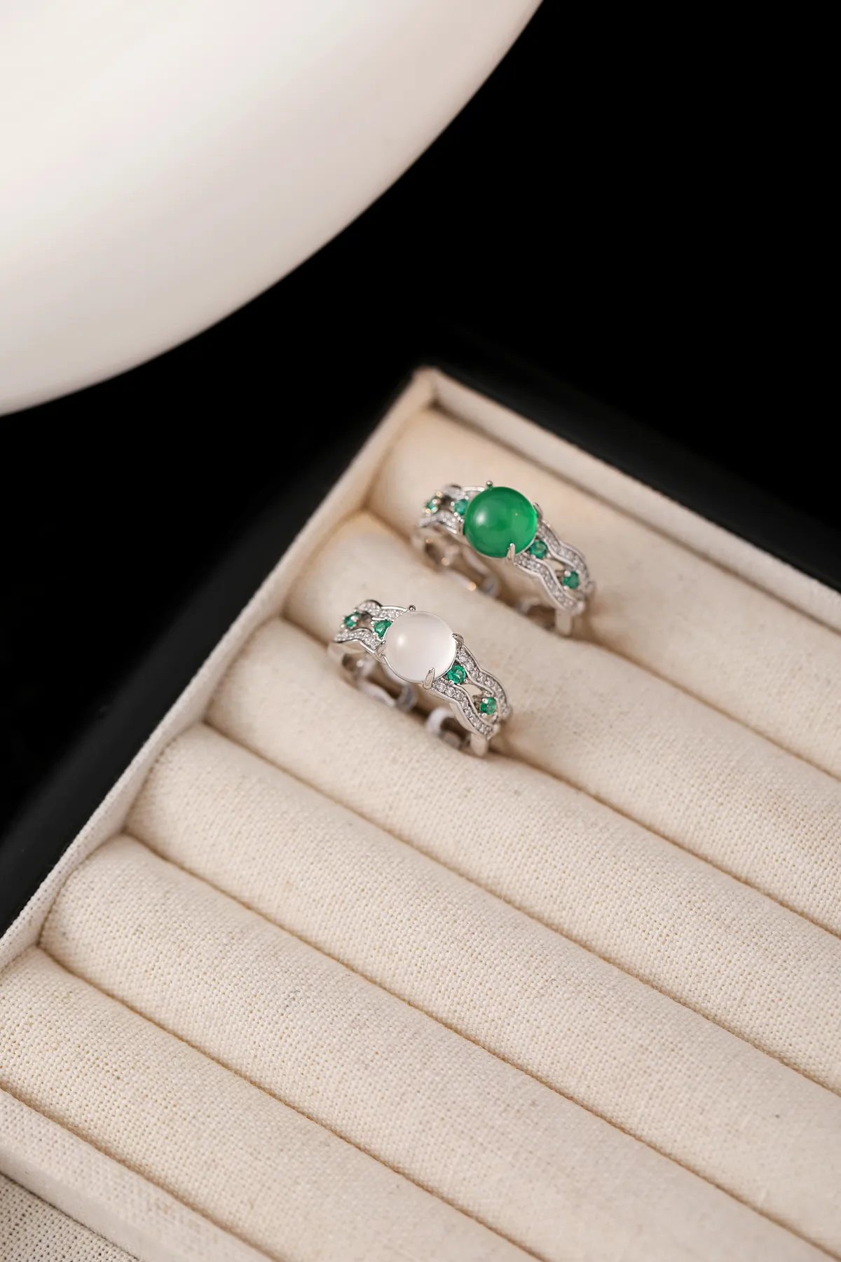 Refined Minimalist Ring – Daily Essential