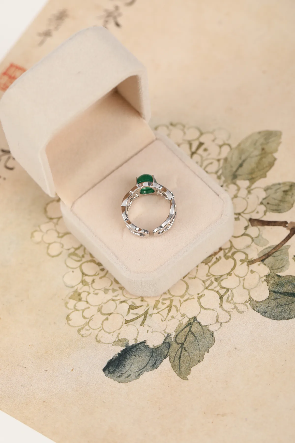 Refined Minimalist Ring – Daily Essential