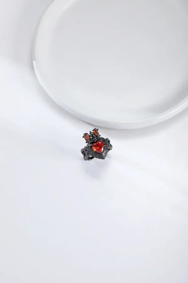 Timeless Minimalist Ring – Effortless Polish