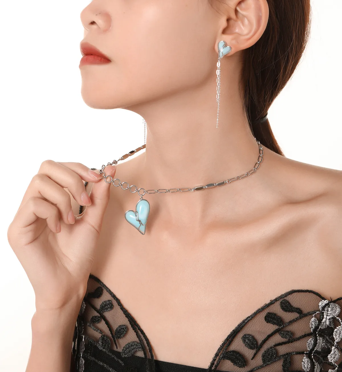 Minimal Layer Necklace