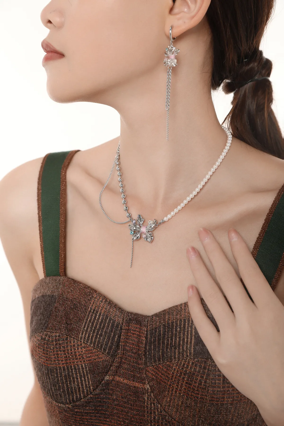 Soft Shine Necklace