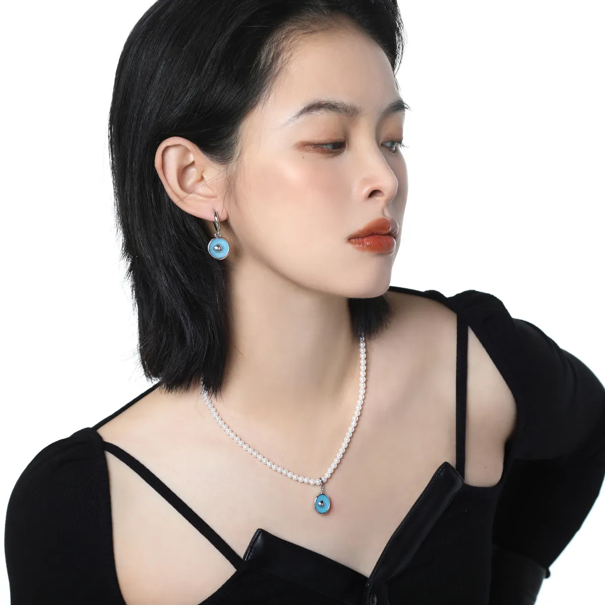 Everyday Pendant Necklace