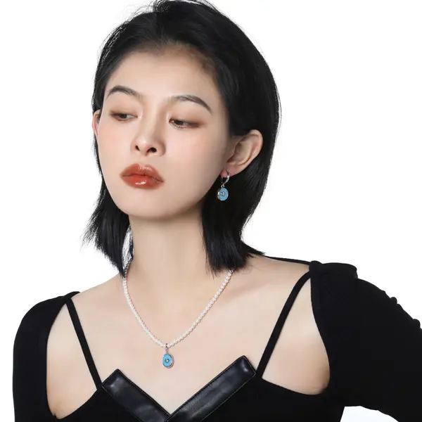 Everyday Pendant Necklace