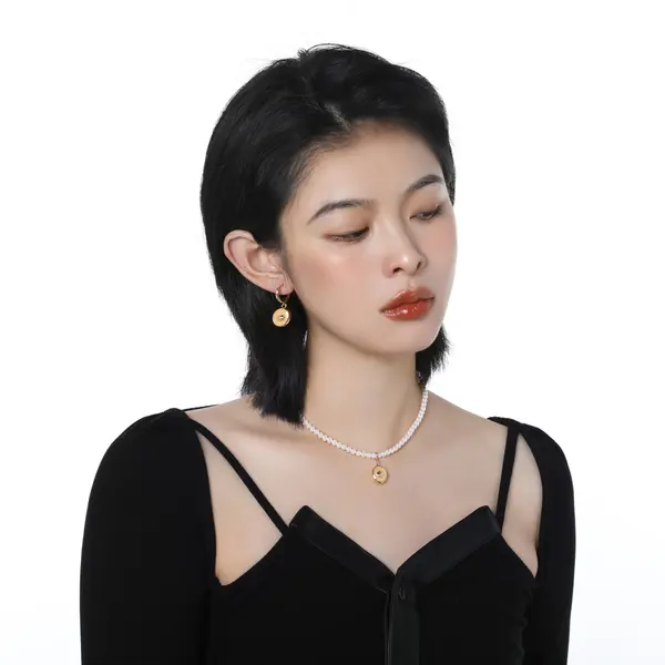 Everyday Pendant Necklace