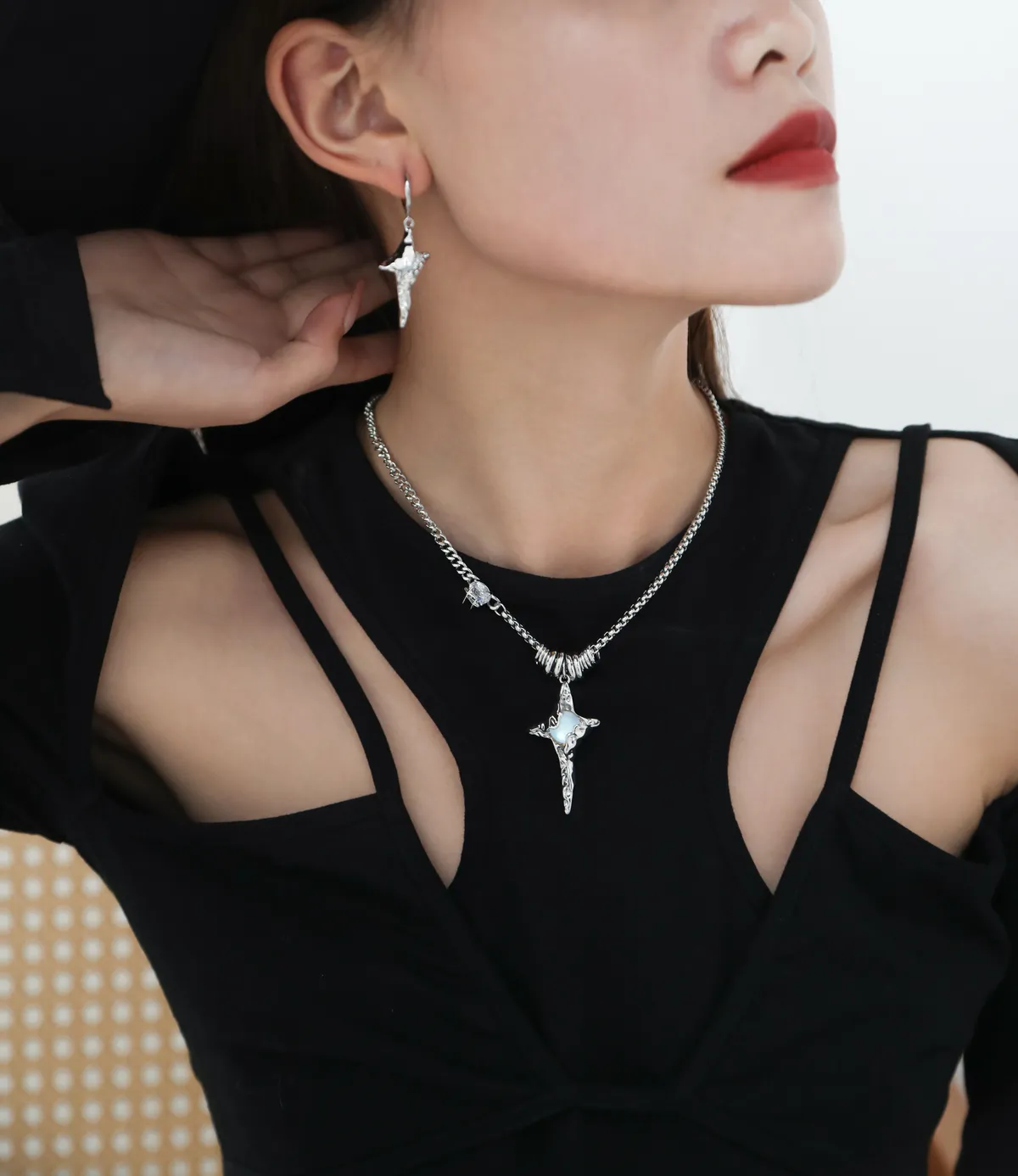 Polished Pendant Necklace